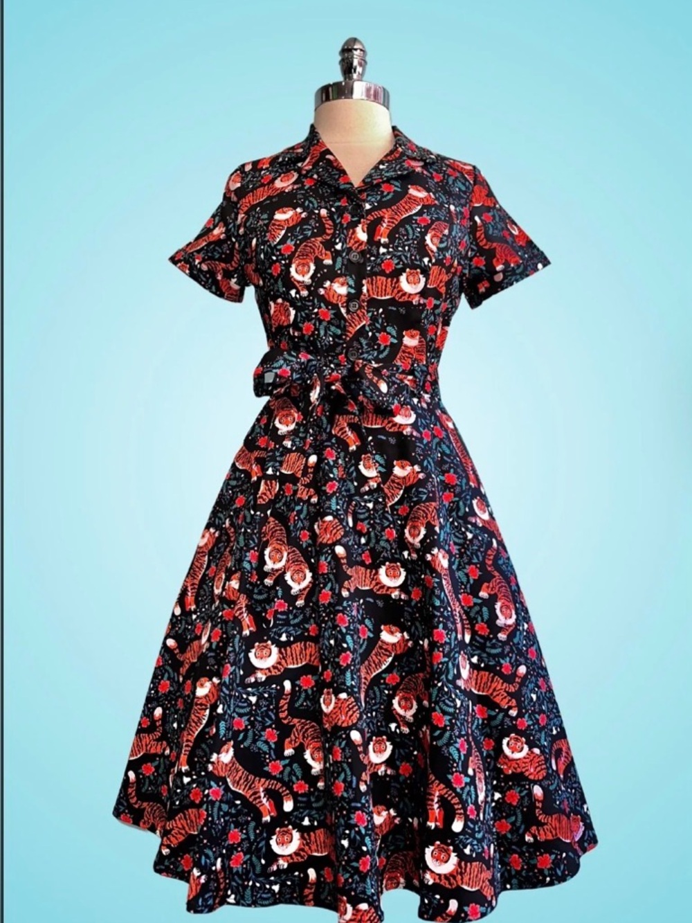 XS Tiger Print Button-Up Shirt dress tie waist and pockets floral animal print